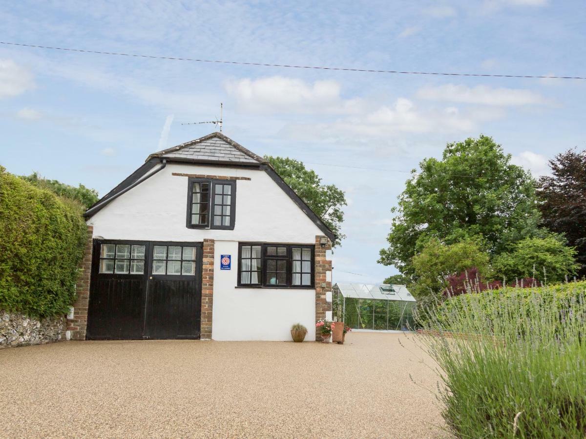 Little England Cottage Milborne Saint Andrew Exterior photo